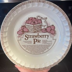 Strawberry Pie Plate - Royal China by Jeannette